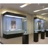 大連烤漆展柜商場(chǎng)展示柜，大連展柜制作，恒藝空間