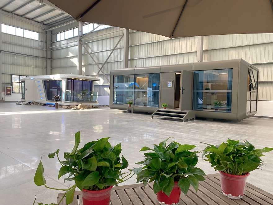 【德瀾仕】——邀您入住民宿太空艙，享夢幻星空之旅……